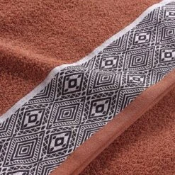 Drap De Bain Esteban 19 Drap De Bain Esteban -Univers du Lit Boutique 025e3de2007640dcb46a639faa3020e2