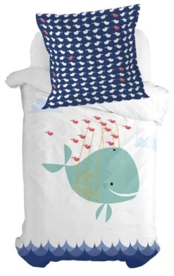 Whale Taie D'oreiller -Univers du Lit Boutique 0d92d639143d4b00ab94f7170c24a02f.cropped 390 0 1228 1943.processed