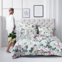 Parure De Lit Charlotte 6 Parure De Lit Charlotte -Univers du Lit Boutique 1000173061 190507 11211200002 MOOD GALLERYIMAGES P000000001000173061 mood