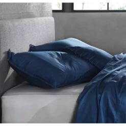 Taies D’oreiller Satinado II (lot De 2) 27 Taies D’oreiller Satinado II (lot De 2) -Univers du Lit Boutique 1000255515 211216 15534801397 MOOD DETAILS P000000001000255515 mood