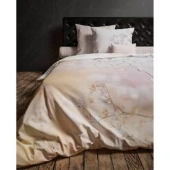 Parure De Lit Vernet -Univers du Lit Boutique 1000258012 210521 12171701483 MOOD DETAILS P000000001000258012 mood