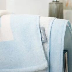 Serviette De Bain Bench II -Univers du Lit Boutique 1000304040 230315 033 DETAILS P000000001000304040