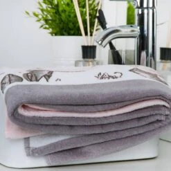 Serviette Bench Nature Inspired II -Univers du Lit Boutique 1000304042 230315 031 DETAILS P000000001000304042