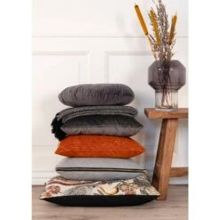 Coussin Luso -Univers du Lit Boutique 1000336228 220224 022 MOOD DETAILS P000000001000336228 mood