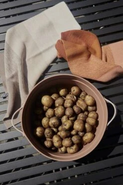 Serviette Orange -Univers du Lit Boutique 107e661dc19841e08a1223a1fa0d18be