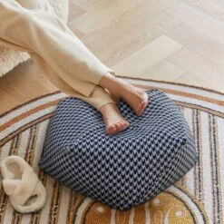 Housse De Pouf Minimaliste -Univers du Lit Boutique 486954de1b244ea696976f3f099983c7