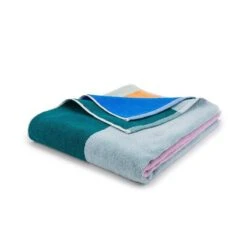 Serviette De Bain -Univers du Lit Boutique 84b53fbb984d479fa574a1c5a6b59407