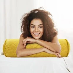 Coussin De Nuque Cylindrique -Univers du Lit Boutique 922651fac6f842d597089d9d3639d071