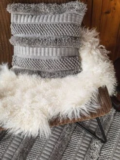 Housse De Coussin Toni -Univers du Lit Boutique 9ea9ad375e464b9c8b9e1c52c6d43e16