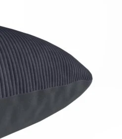 Coussin VIKTORIA Bleu Foncé -Univers du Lit Boutique a449f532e618464ebf749356224a1634