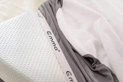 Emma Protège-Matelas Imperméable Et Doux -Univers du Lit Boutique b58cab5a61584cb2ba7b2b4e51e9f58a