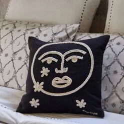 Housse De Coussin MOON -Univers du Lit Boutique f1b75521f64b4e6ea9d6617b4964a380